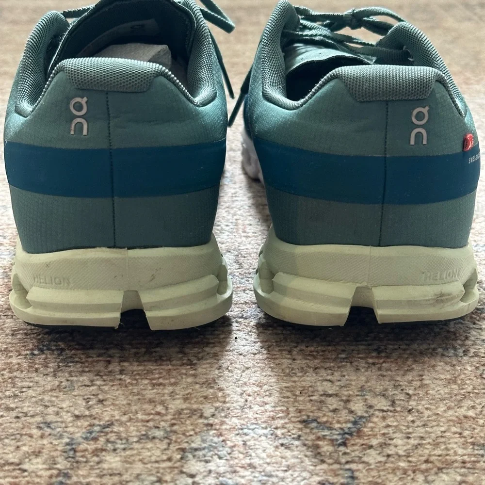 On Running Men's Teal and Green Cloudflow Running Sneakers